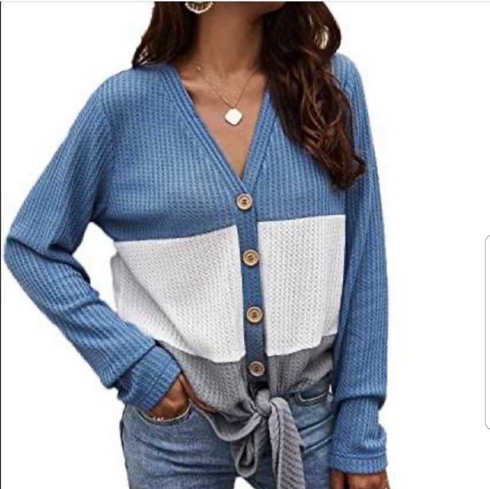 🆕️💕 Waffle Knit Sweater 💕